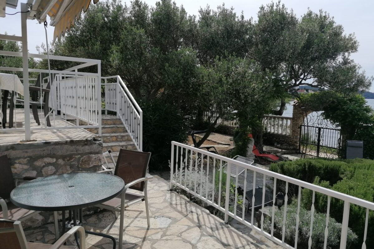 Premium outdoor BBQ Kitchen