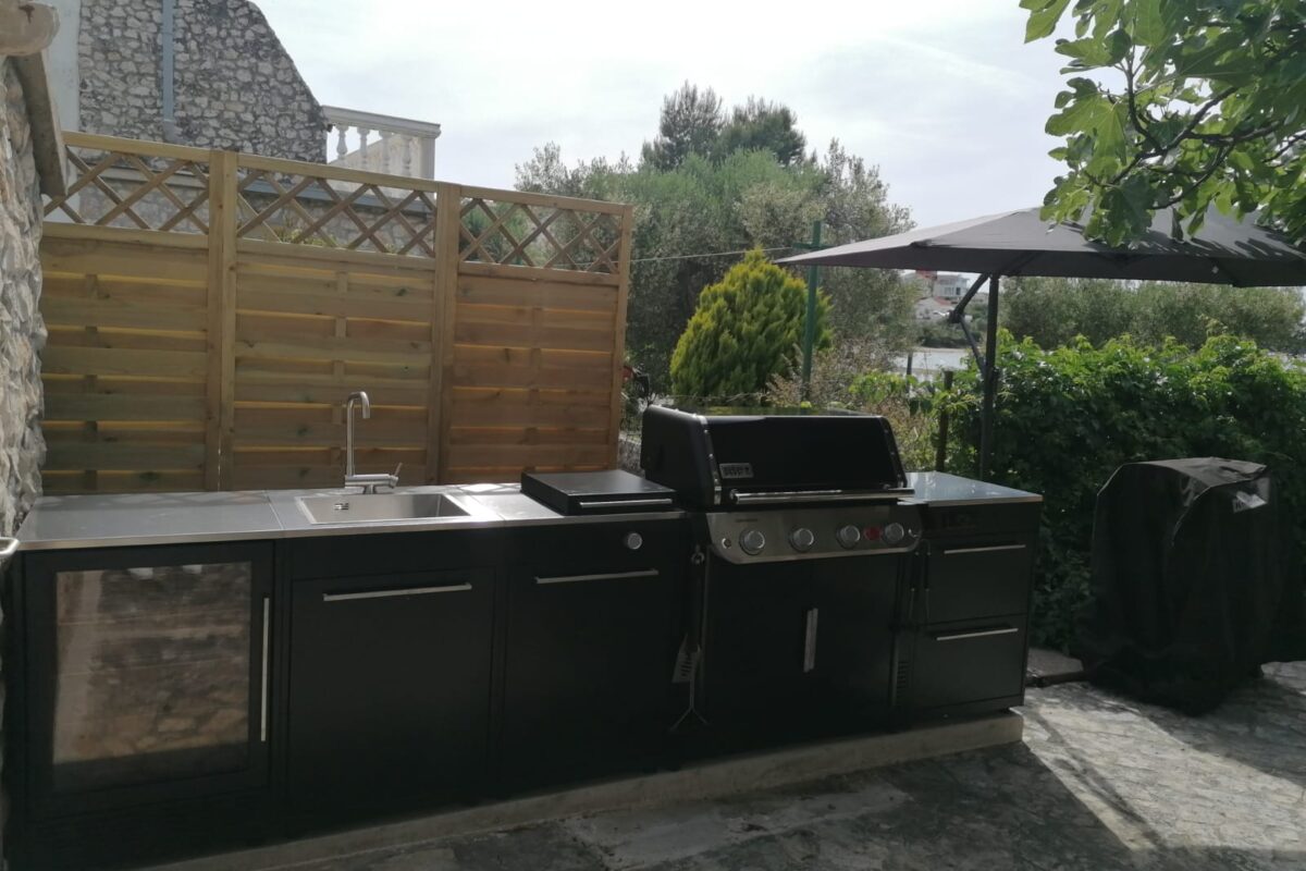 Premium outdoor BBQ Kitchen